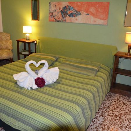 Green Quercia Apartment Como Luaran gambar