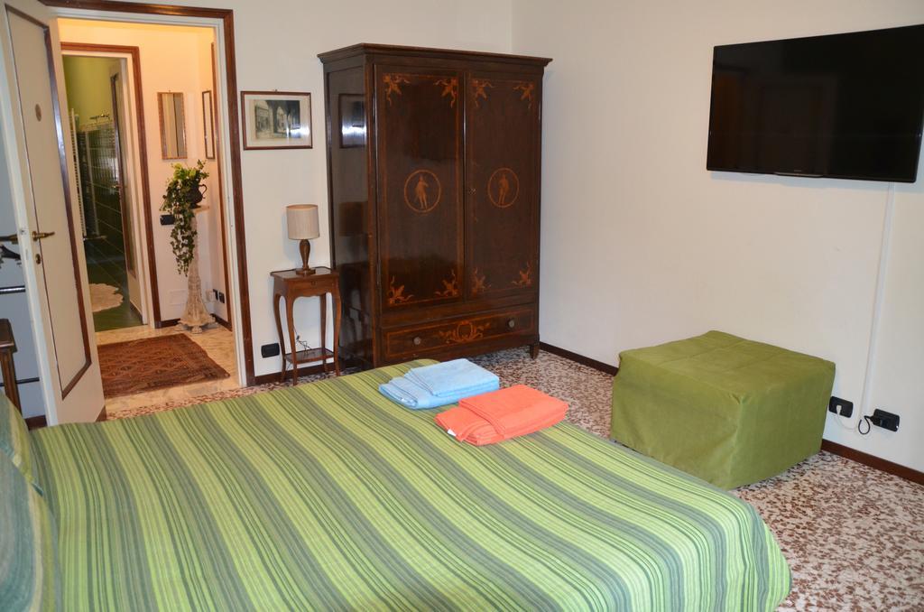 Green Quercia Apartment Como Bilik gambar