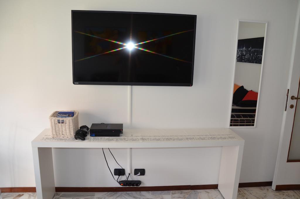 Green Quercia Apartment Como Bilik gambar